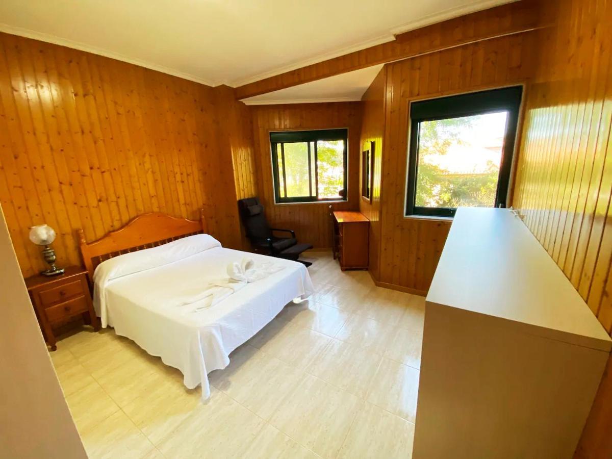 Apartamentos En Playa De Samil Primera Linea De Playa Pe Na Areia ヴィーゴ エクステリア 写真