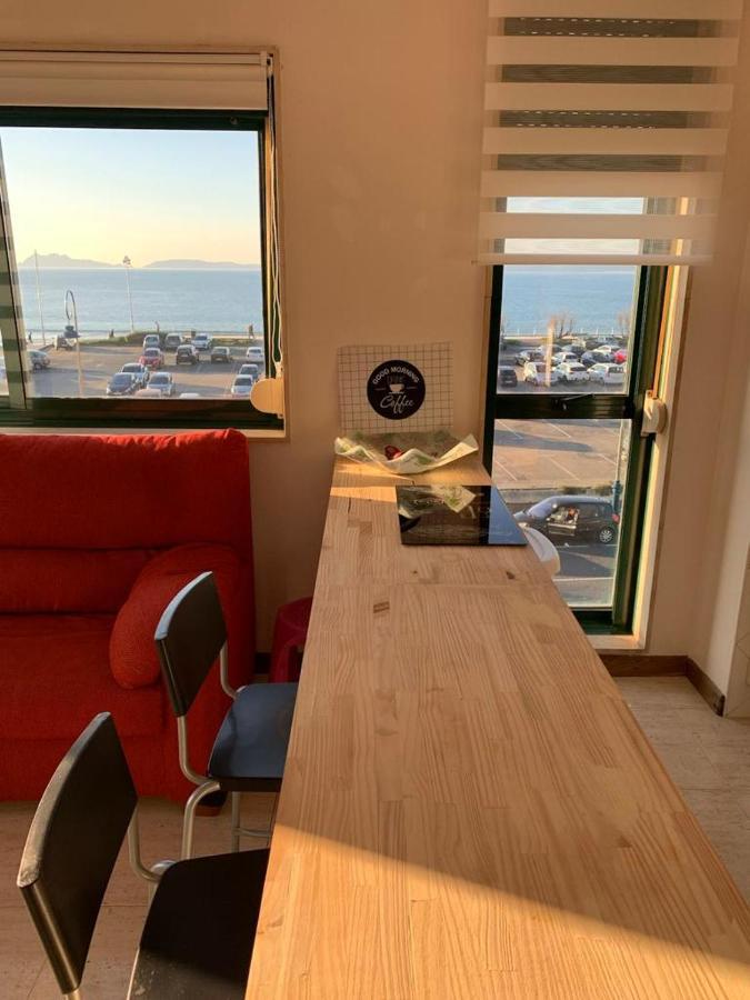 Apartamentos En Playa De Samil Primera Linea De Playa Pe Na Areia ヴィーゴ 部屋 写真